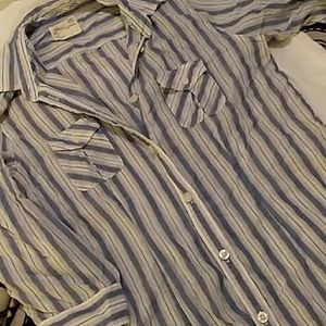 Button up AEO flannel shirt